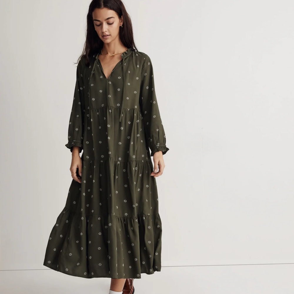 Madewell Tie-Neck Tiered Midi Dress in Stardot - M